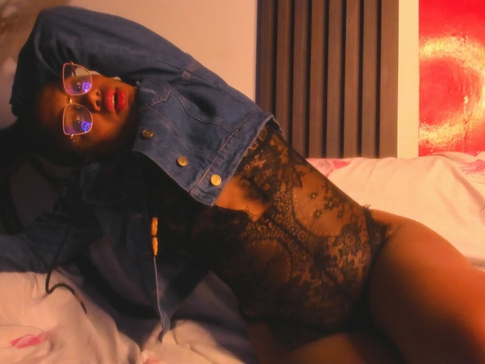 Beauty_Luci Chatroom