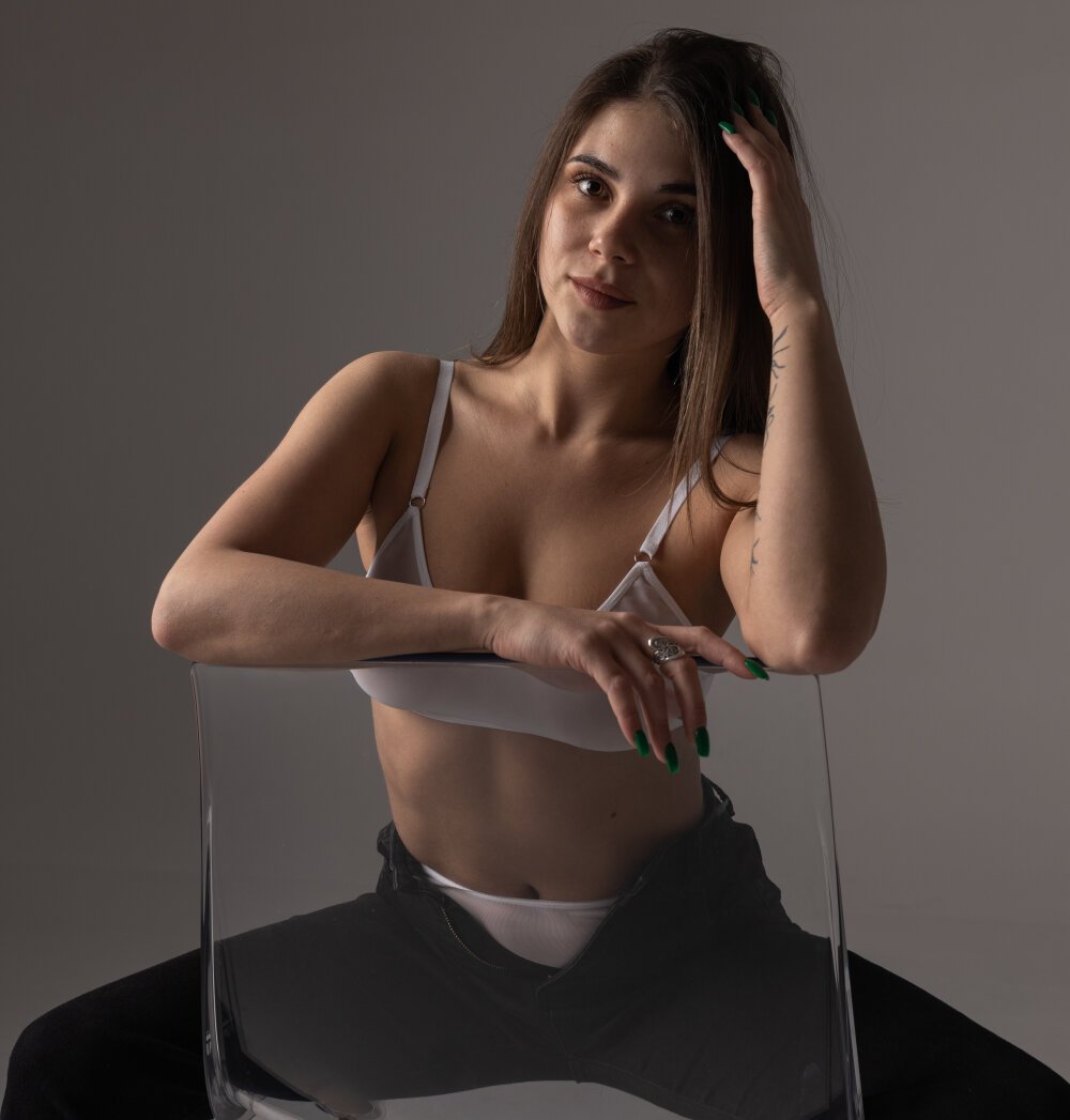 Bella_Foryou Chatroom