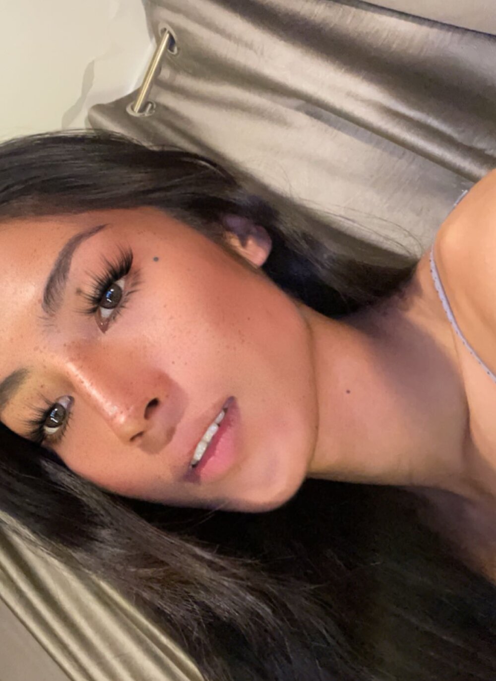 Belle_Sinclair Chatroom