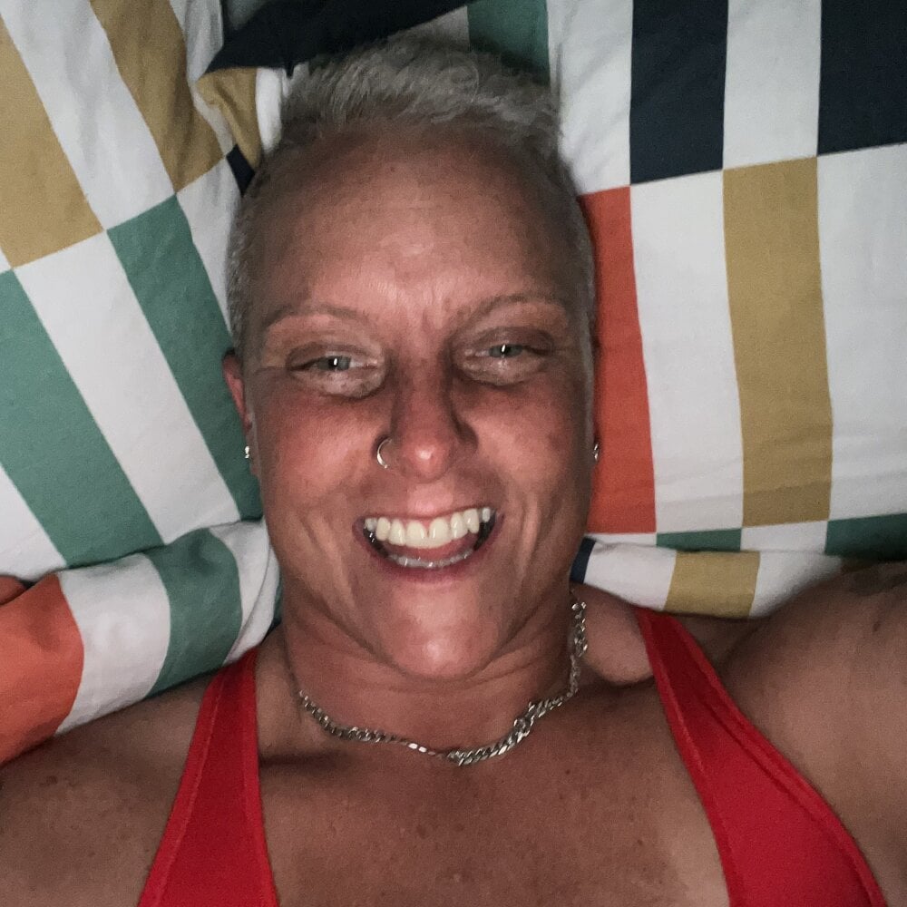 Bendoverbetty3 Chatroom