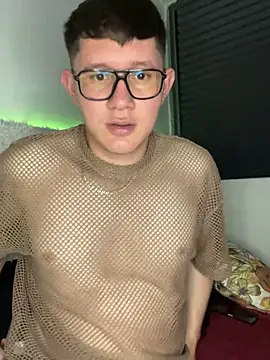 BicuriousLouis Chatroom