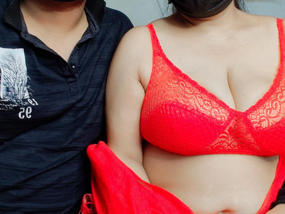 Bigboobs_Queenindia Chatroom