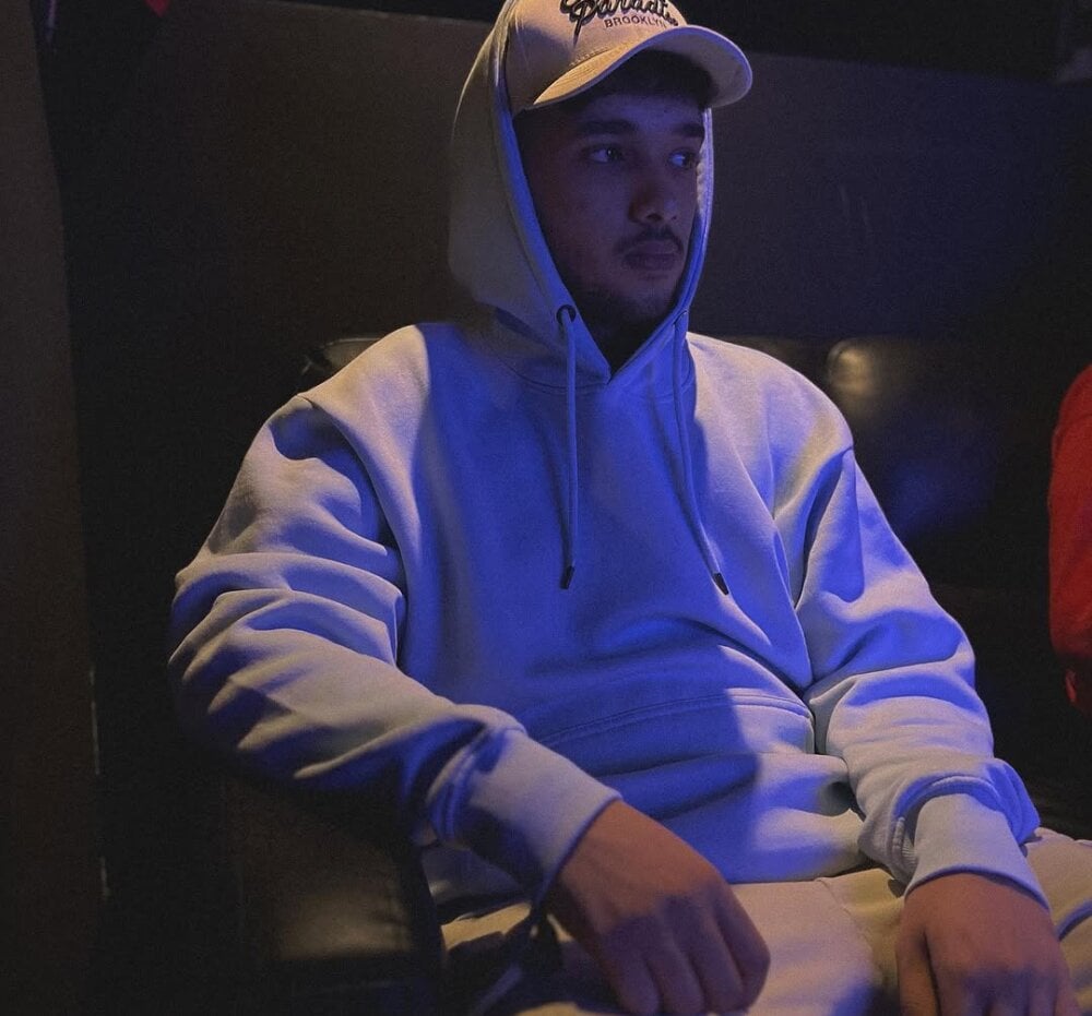 Bigcock1541 Chatroom