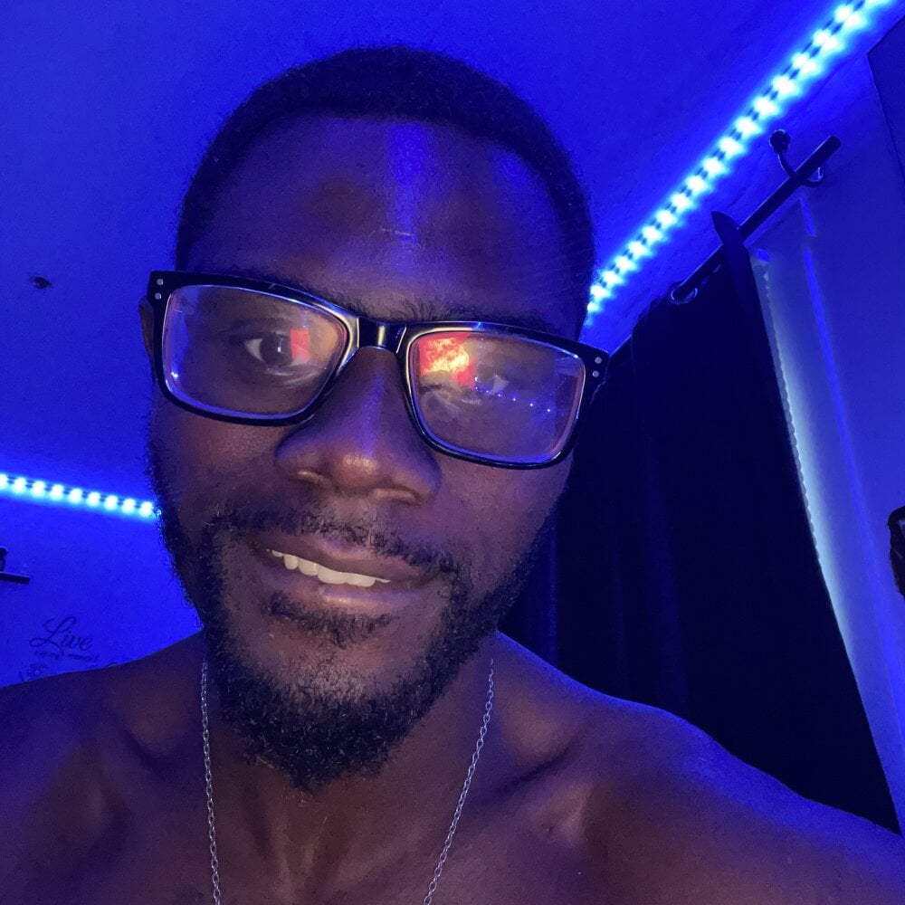 Blaackwaldo Chatroom