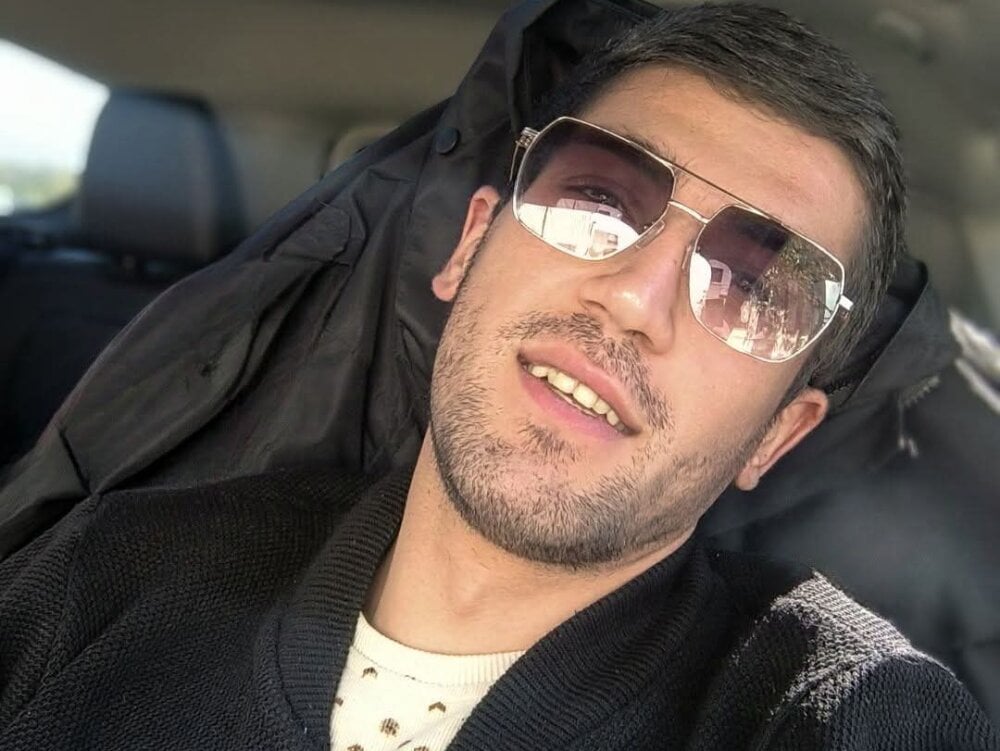 BlackDominant777 Chatroom