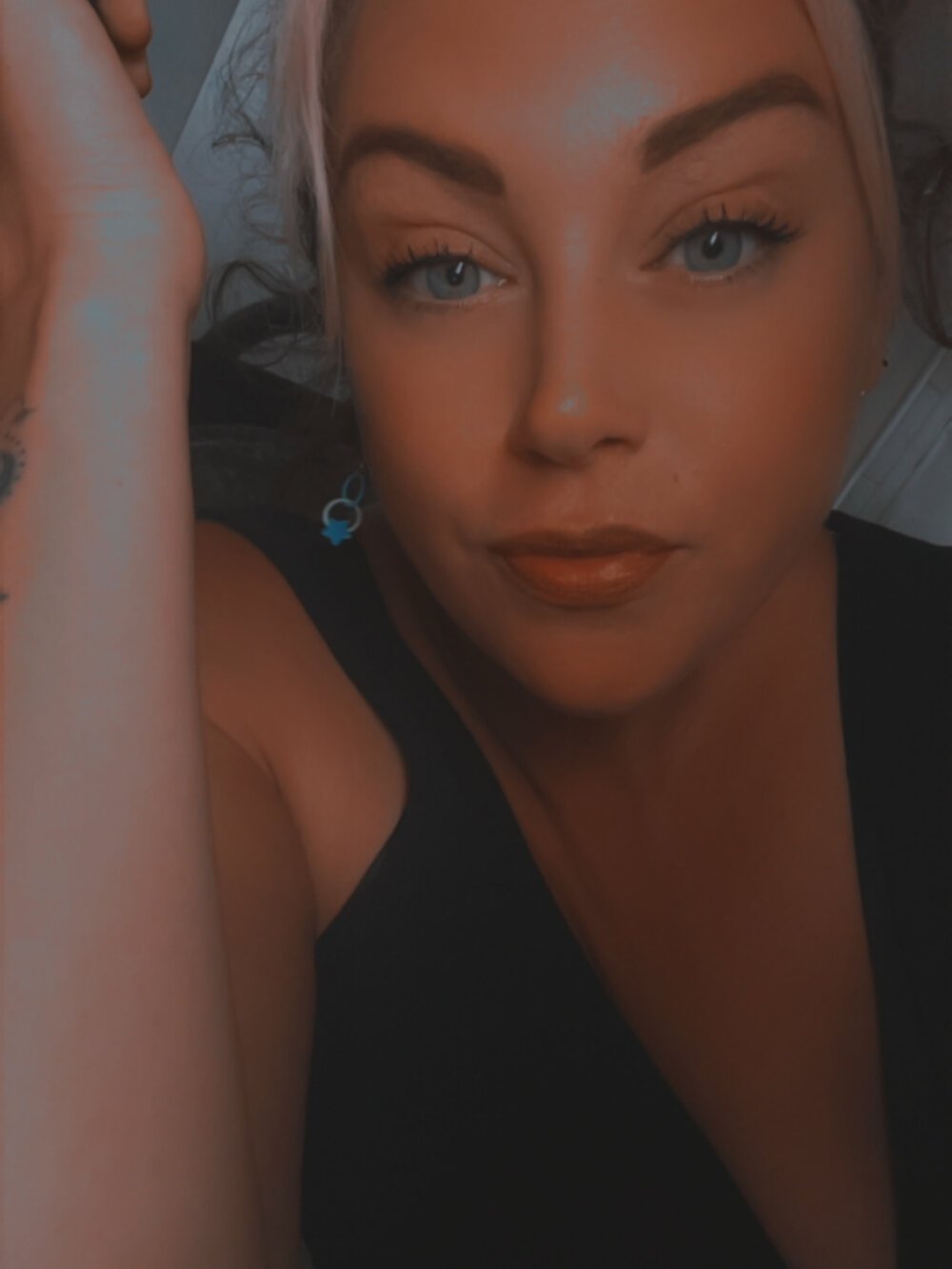BlueEyes999x Chatroom