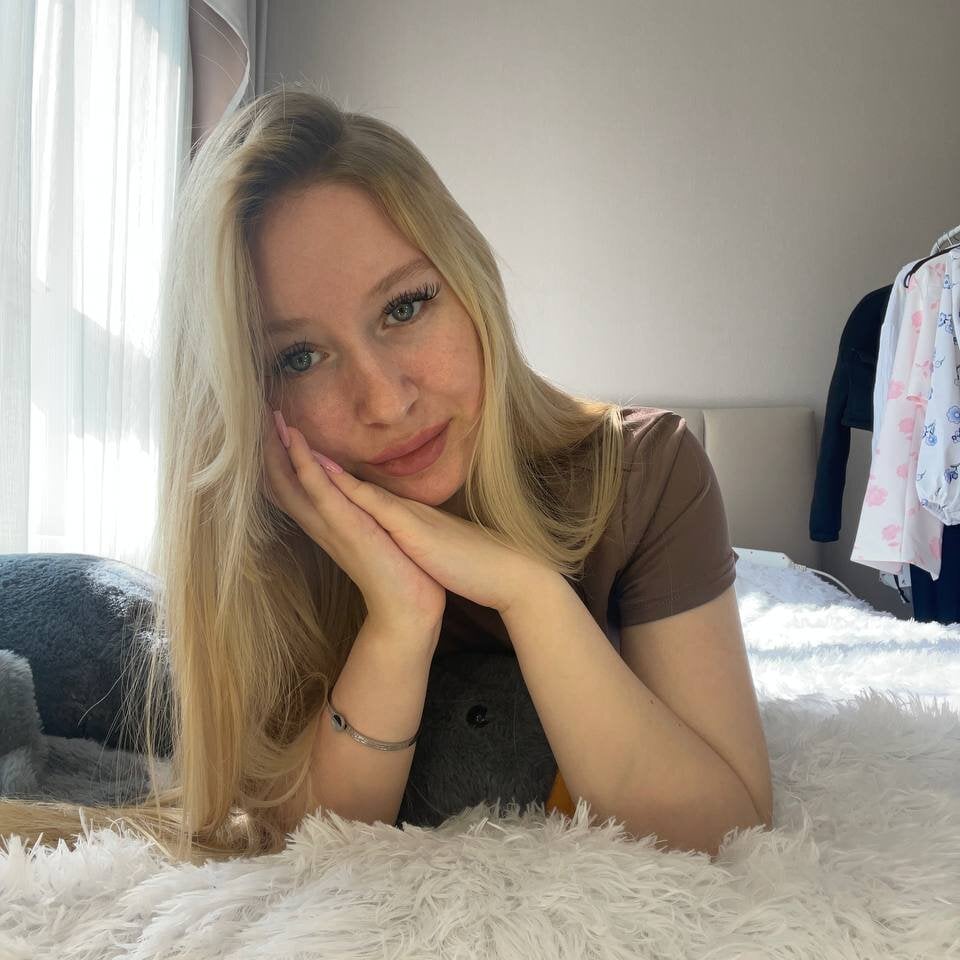 BrightWhisper Chatroom