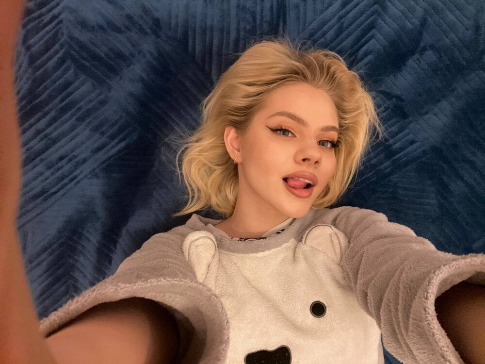 Brittney_Shaw Chatroom