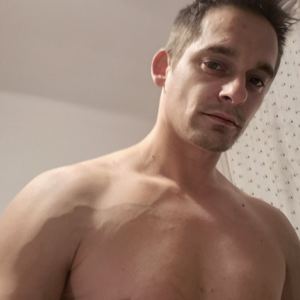 Bull_Dla_Pary_Cuckold Chatroom