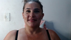 busty-divorced-mom