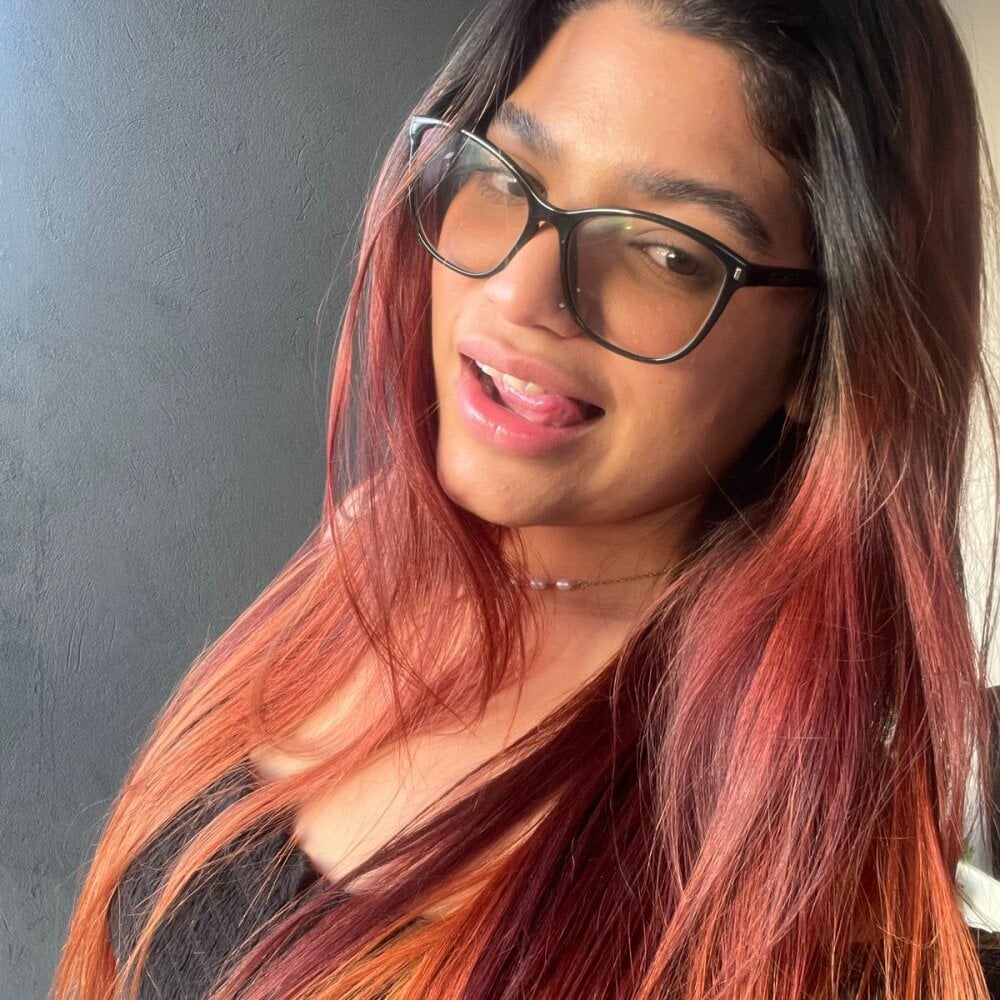 Carlotta_de_velour Chatroom