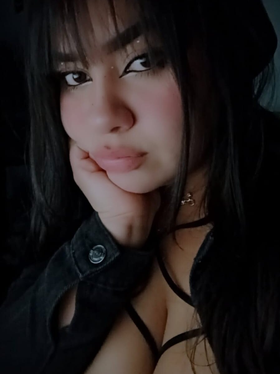 Cassie_Lane Chatroom