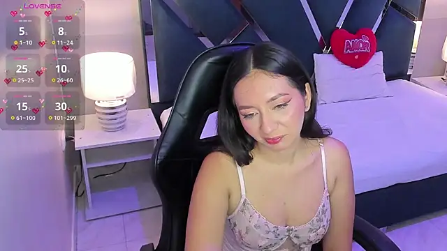 CataleyaGlow Chatroom