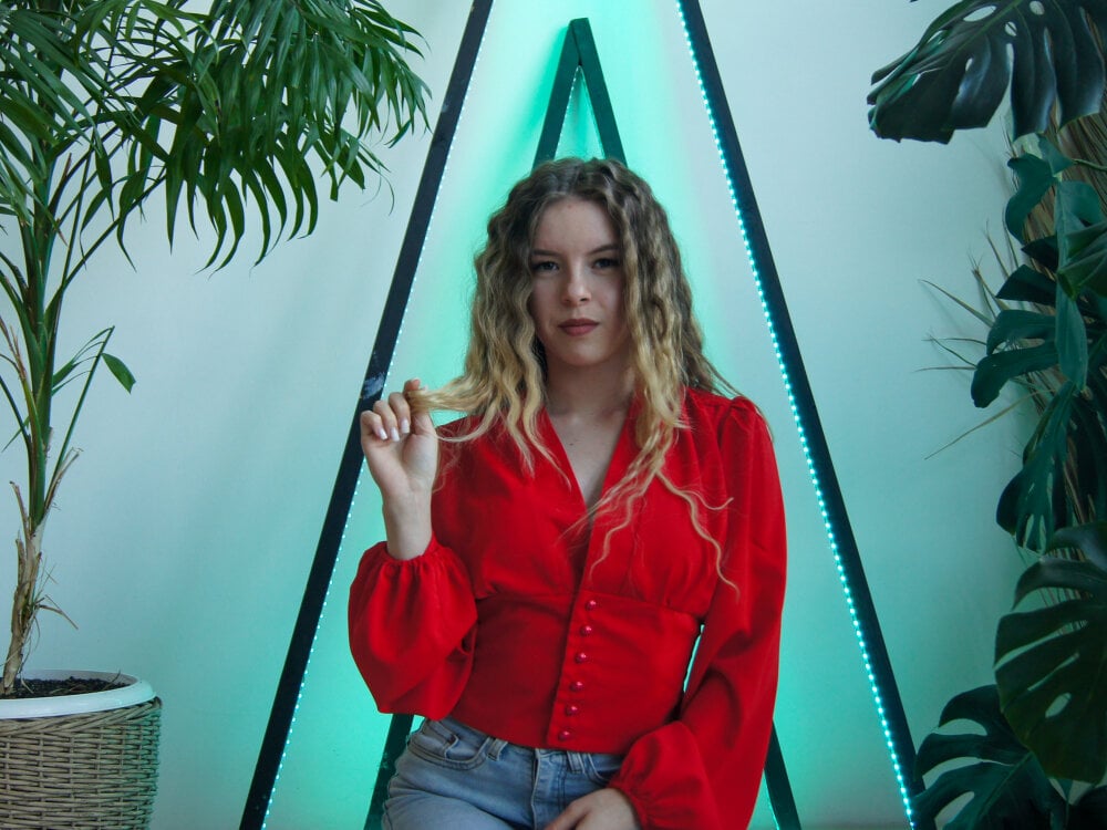 CatherineBel Chatroom