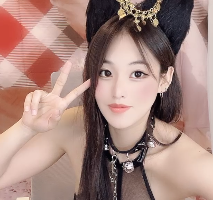 Celestisse- Chatroom