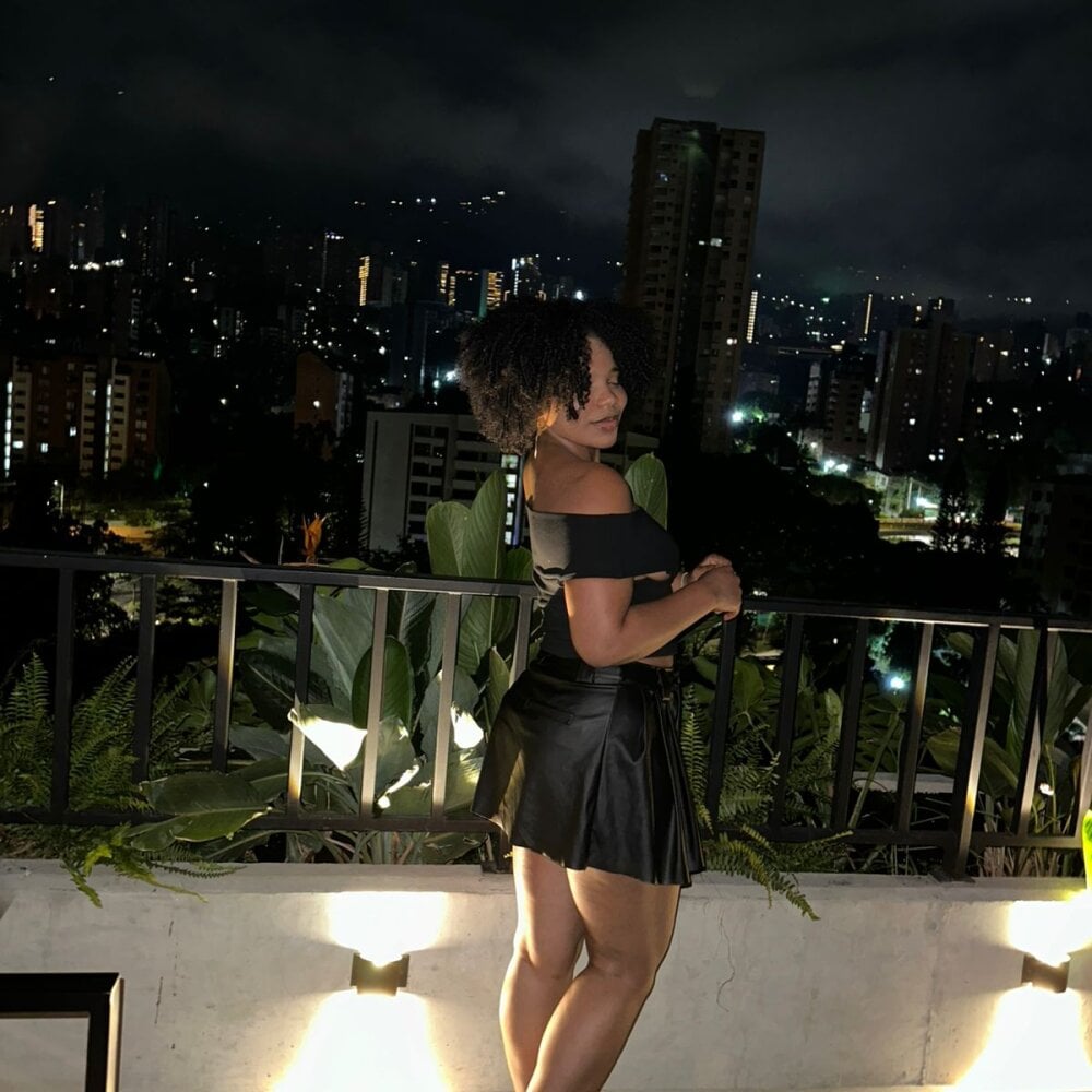 Chanell_mina Chatroom