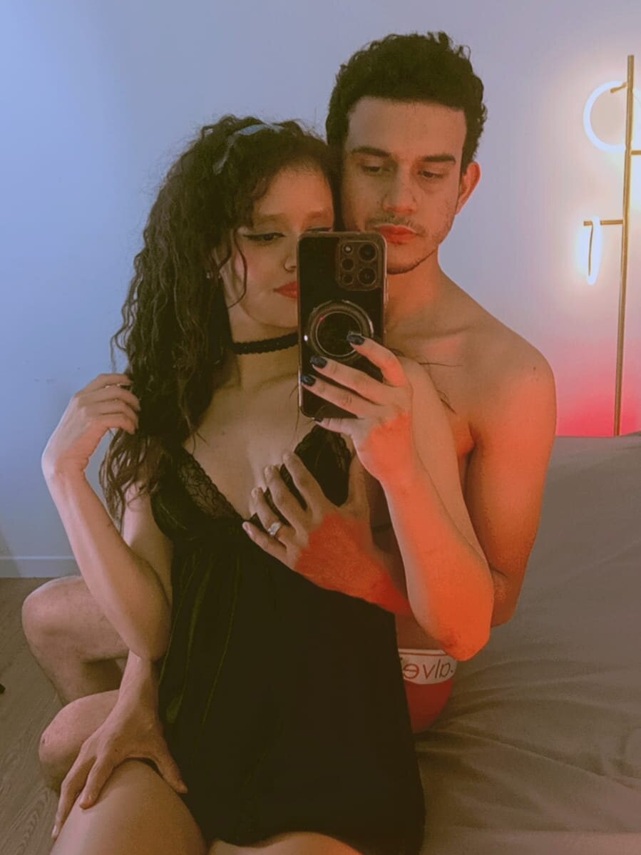 CharlotteAndJames Chatroom