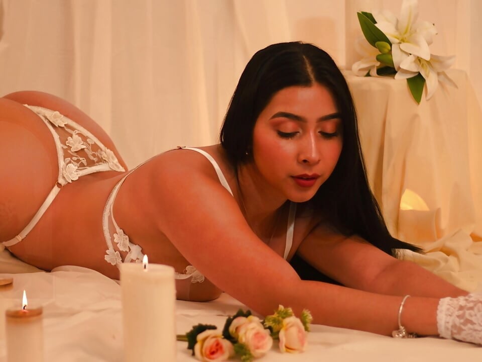 Charlotte_Shelby_ Chatroom