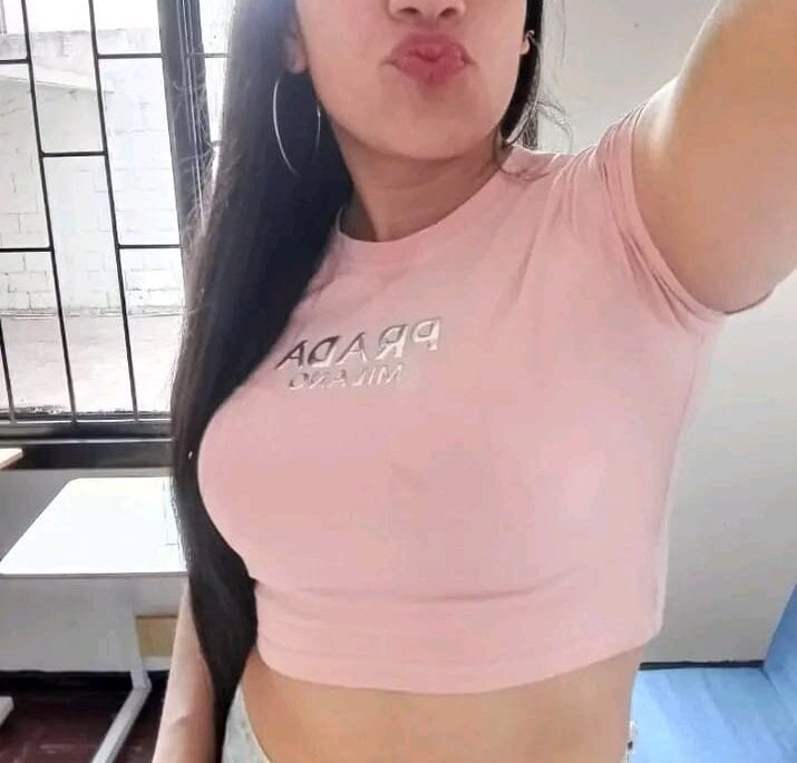 Charlotte_milleers Chatroom