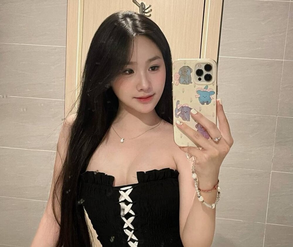 Cherrybomb68 Chatroom