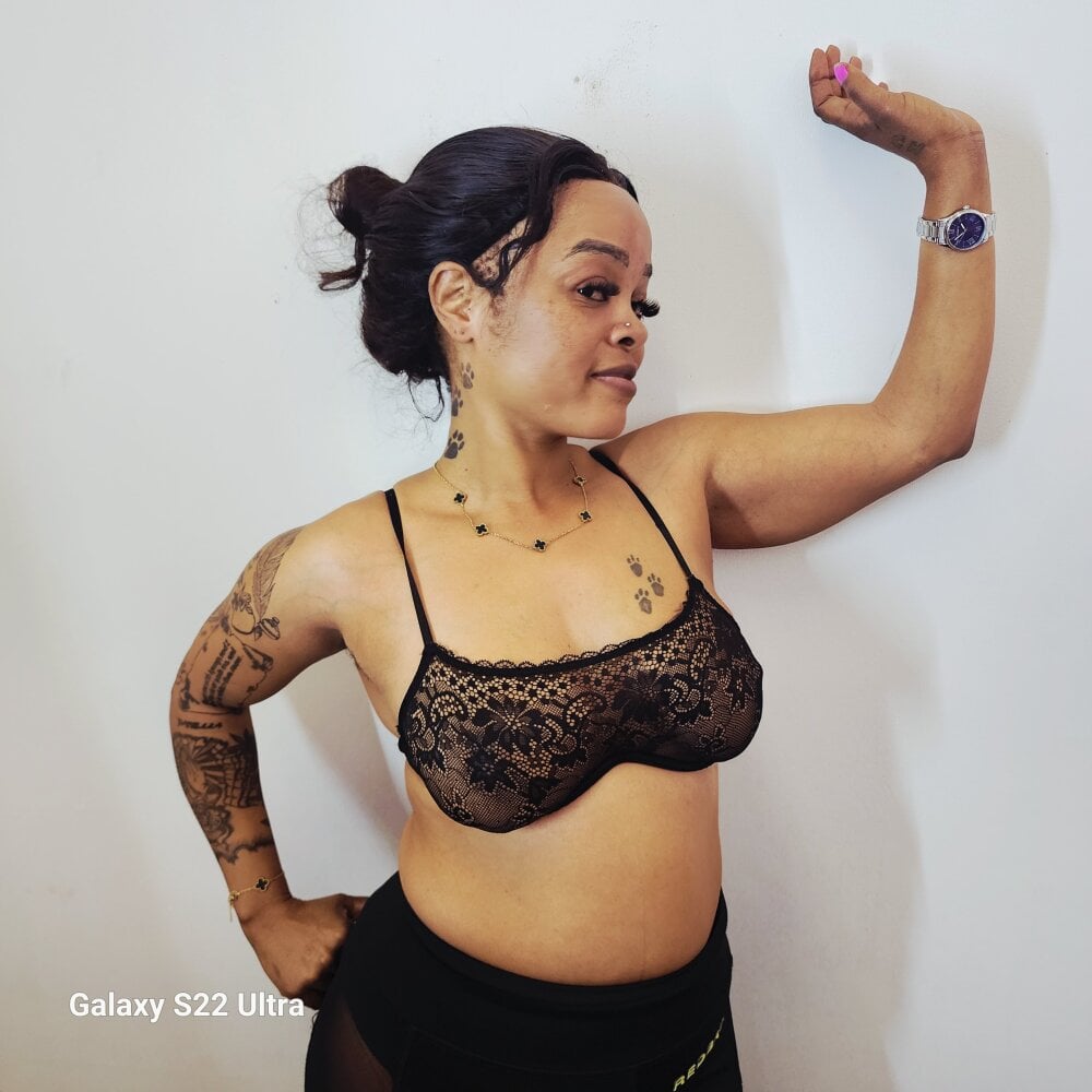 Cherrybootyjoy Chatroom