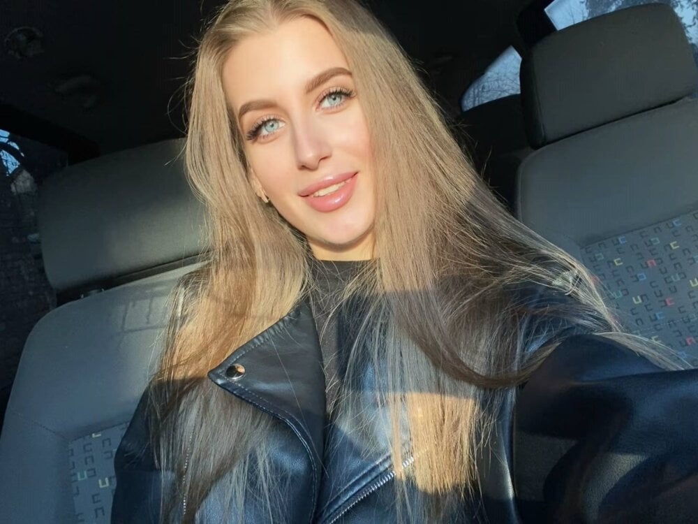 ChiaraRossi_ Chatroom