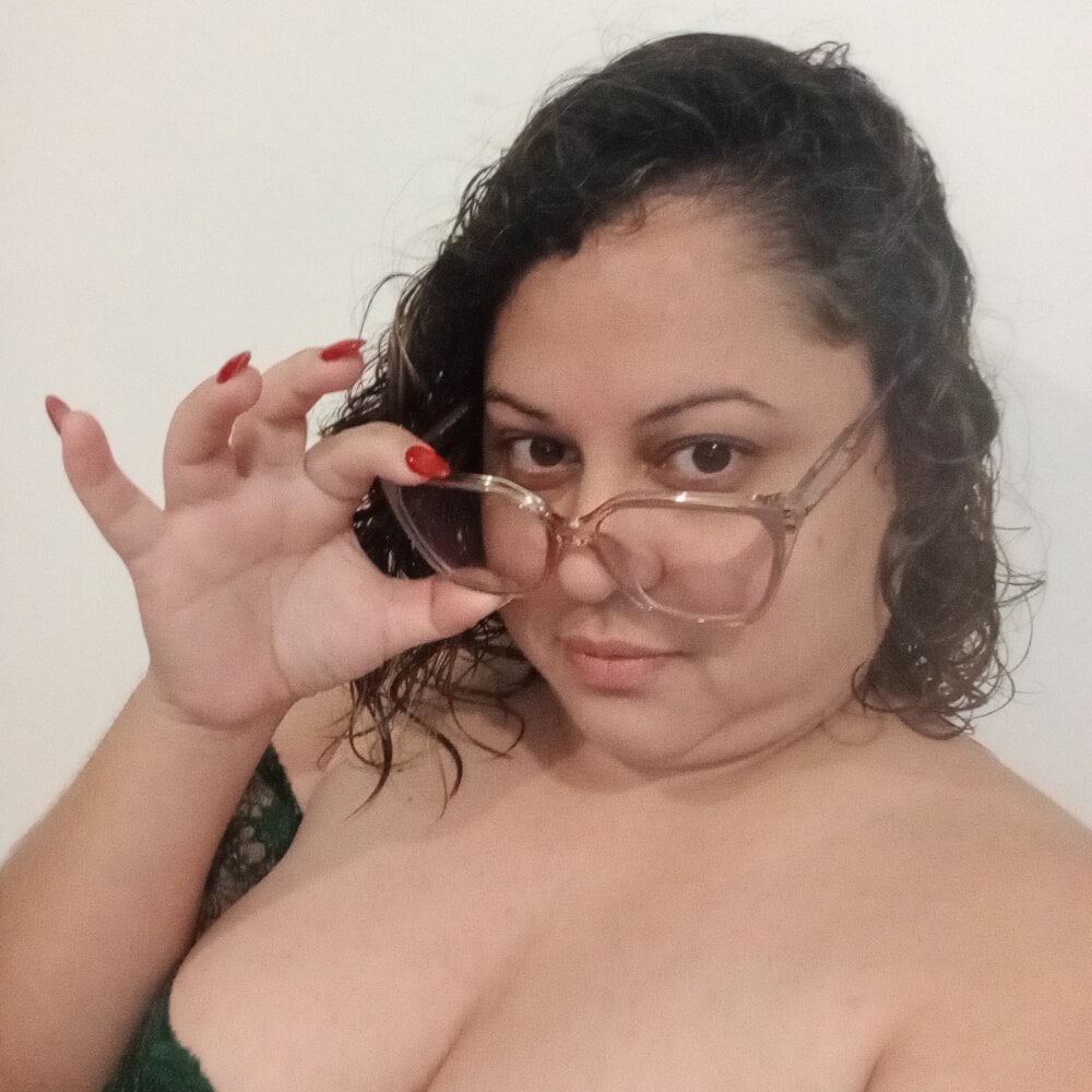 Chiki_hot92 Chatroom