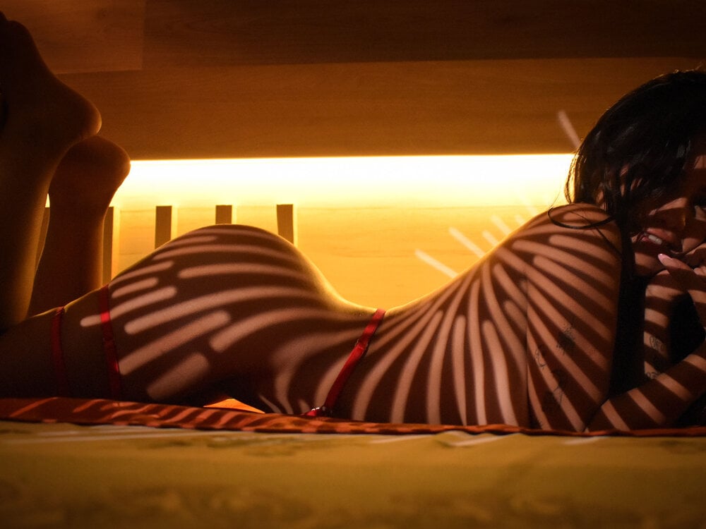 Chiqui_cute Chatroom