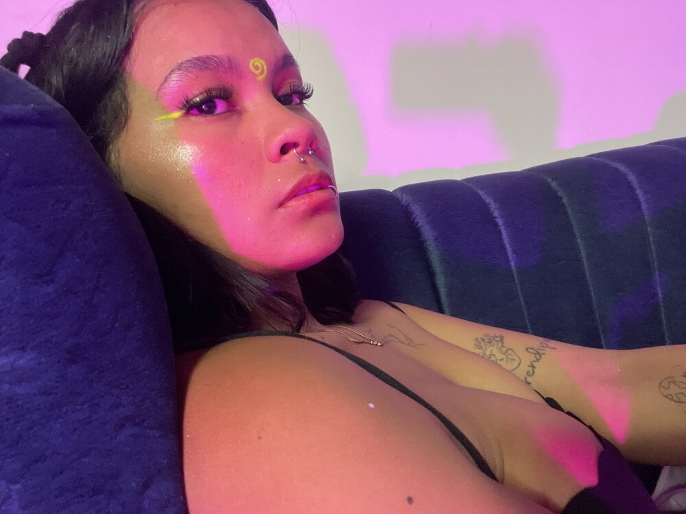 Chloe_cortes Chatroom