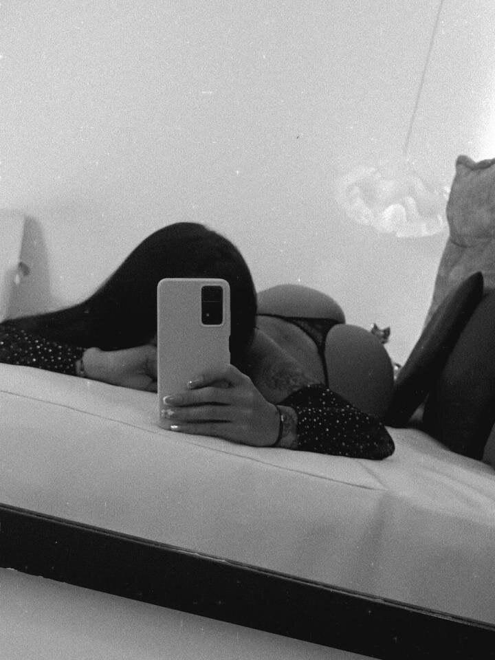 Chlowe_Taylor_ Chatroom