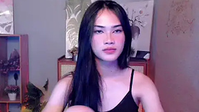 Live Snapshot of claire-bearx claire-bearx