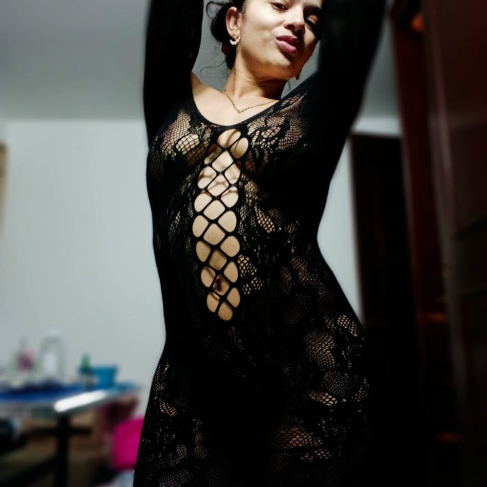 Coraliiine_ Chatroom