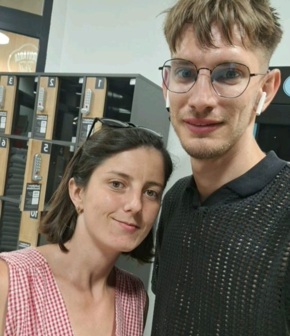 Crista-Elio Chatroom