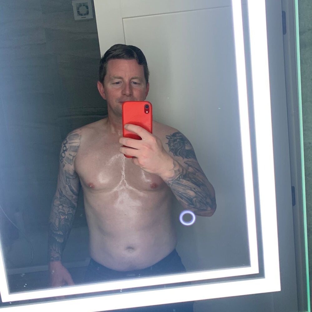 Crusher19830 Chatroom