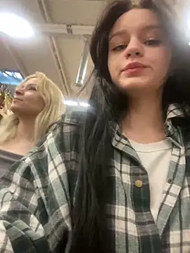 Cum_girlss Chatroom