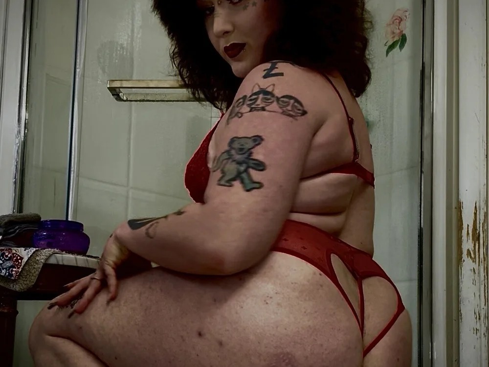 CurvyTrans2002 Chatroom