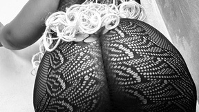 Curvy_CumBucket