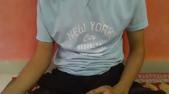 Cuteeeboy23 Chatroom