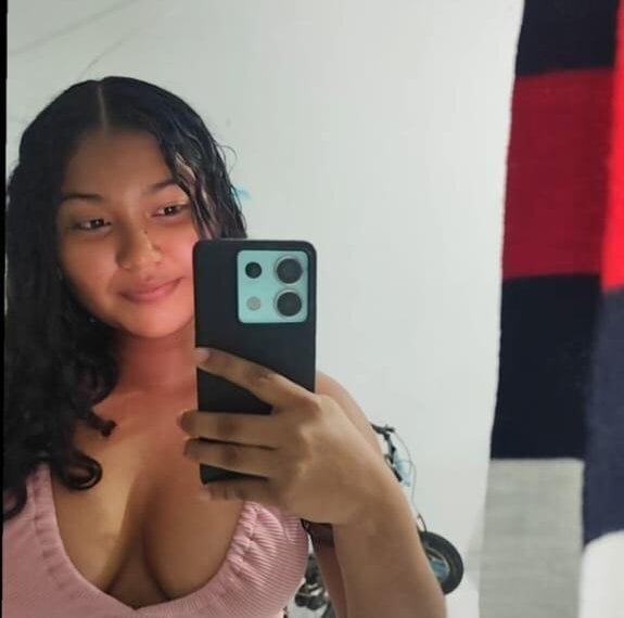 Cynthia_edenroom Chatroom