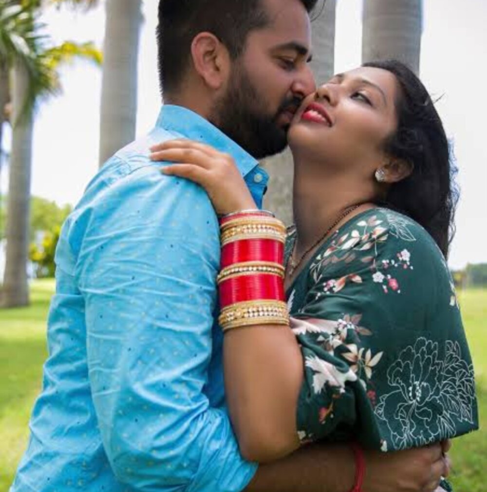 DESI_KATTA_09 Chatroom