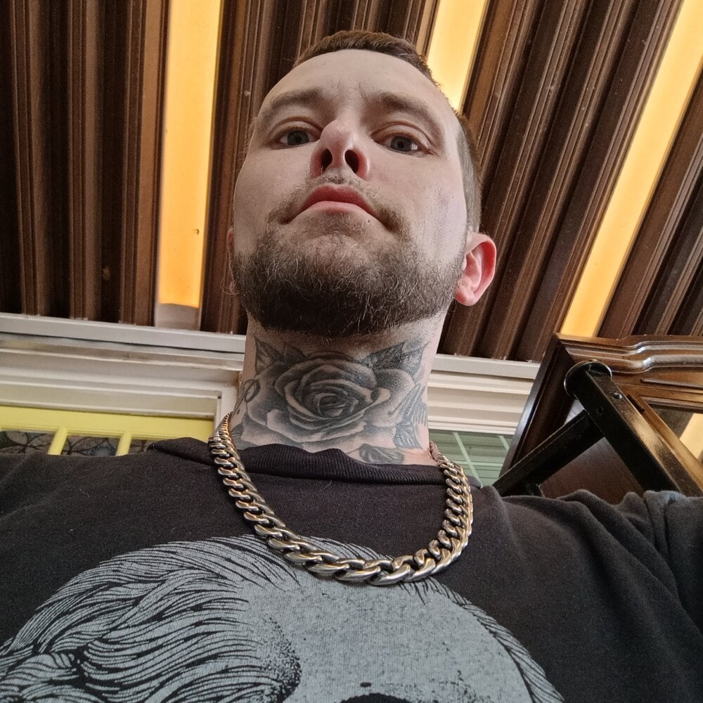 Daddy881926 Chatroom