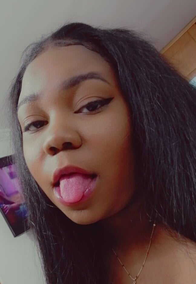 Daddys_girl1 Chatroom