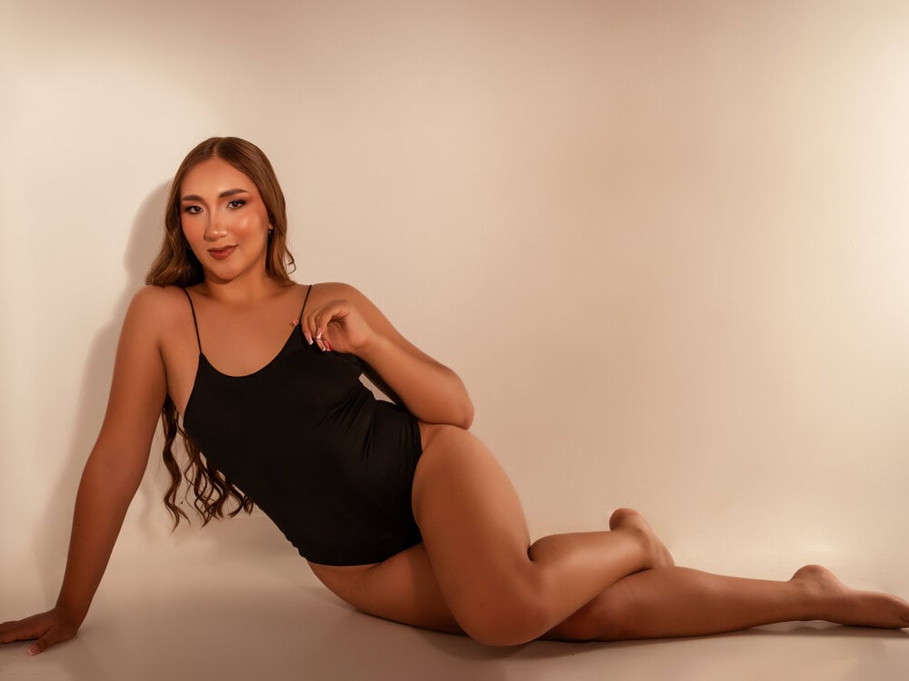 DafneBenett Chatroom