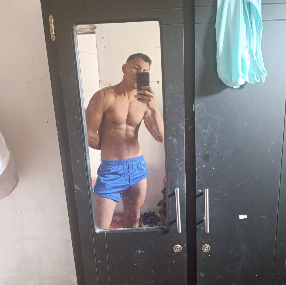 Dag_latino Chatroom