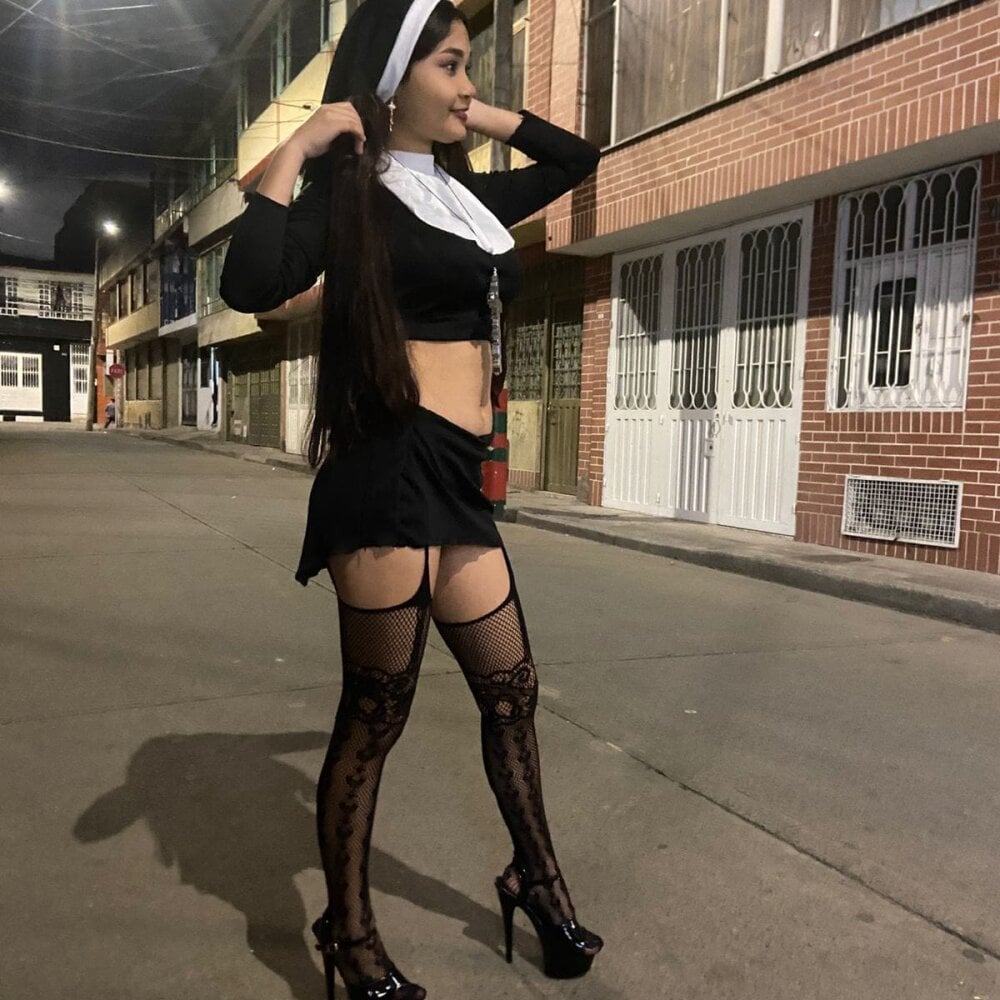 Dakota_watson Chatroom