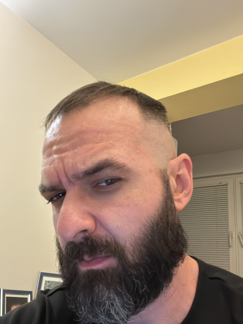 DamonSalvatore2 Chatroom