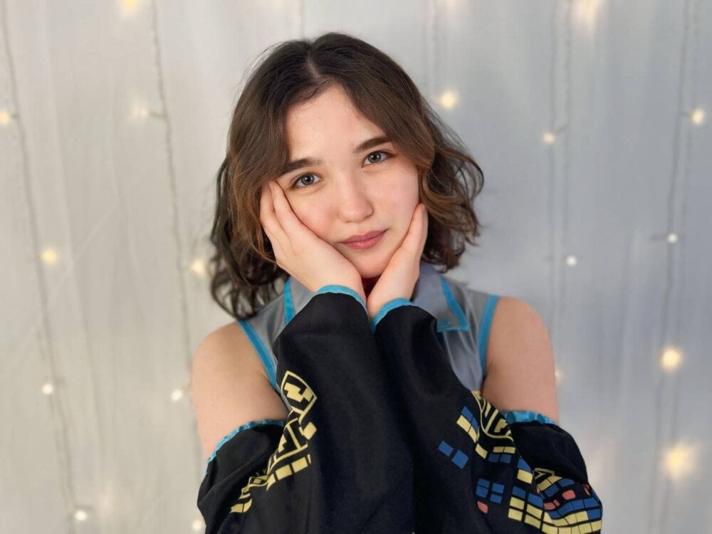 DanasWhisper Chatroom