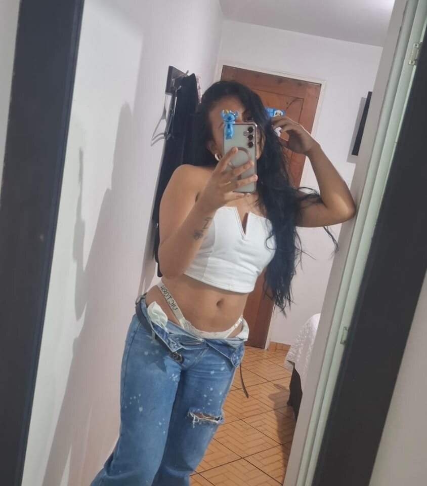 Daniela_Cruz_ Chatroom