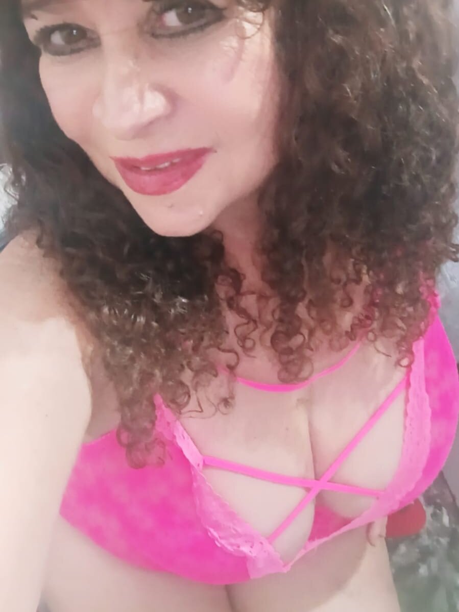 Danna__1 Chatroom
