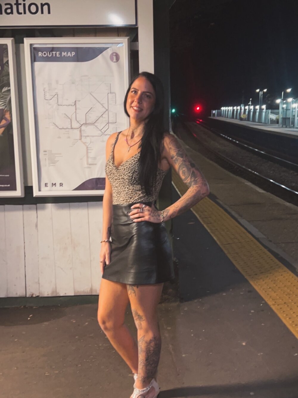 DarkHaired-Kez Chatroom